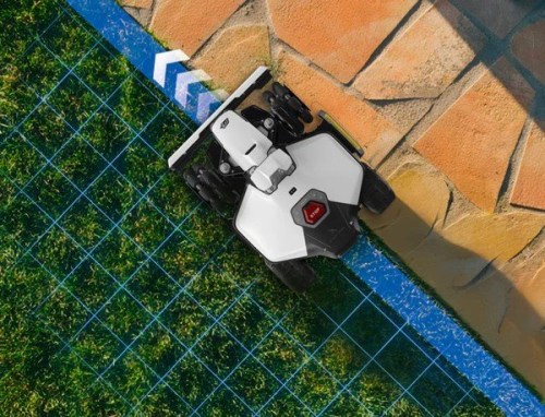 LUBA mini 2 AWD 1000 robotická sekačka