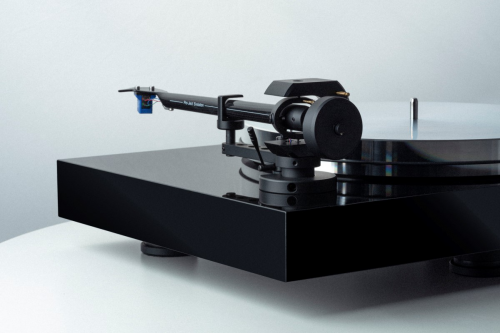 Pro-Ject X8 Evolution SP High Gloss Black + Ortofon Quintet Blue