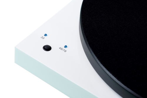 Pro-Ject Debut RecordMaster II Piano + OM5e