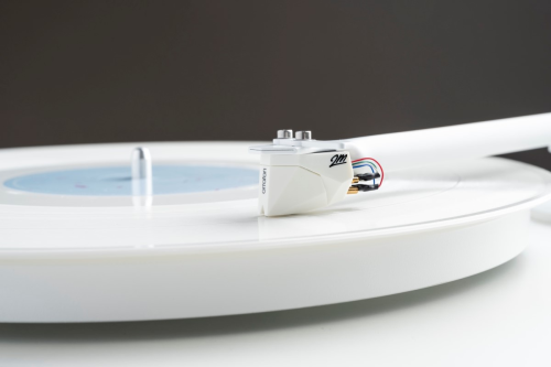 Pro-Ject T1 WHITE EDITION + 2M White