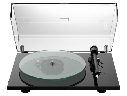 Pro-Ject T2W + Sumiko Rainier